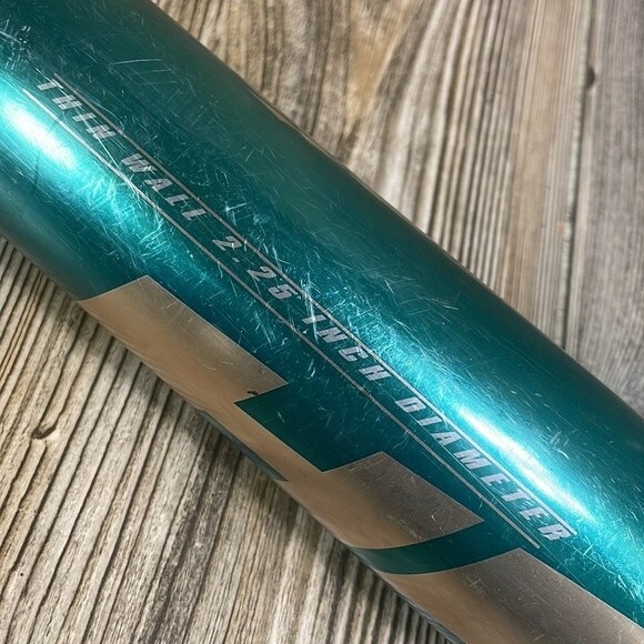 Heat Dudley Series Softball Bat Model C-405 2 1/4" Barrel Made in U.S.A. - Picture 4 of 7